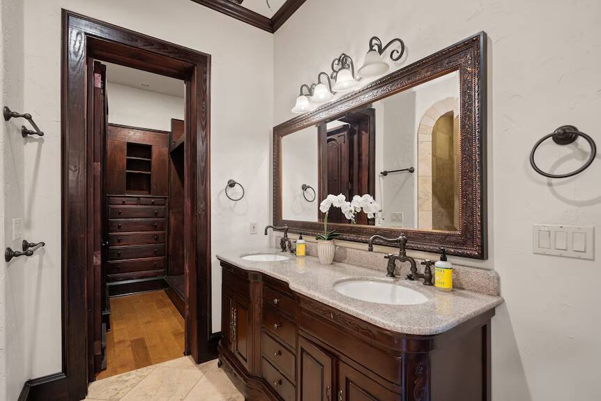 Cross Lake Hideaway Austin vacation rental photo 31