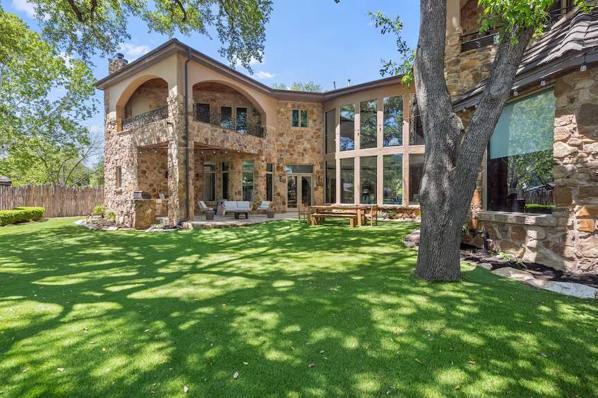Cross Lake Hideaway Austin vacation rental photo 38