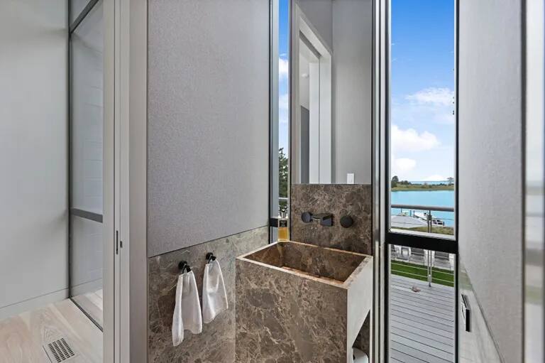 Montague Hamptons vacation rental photo 31