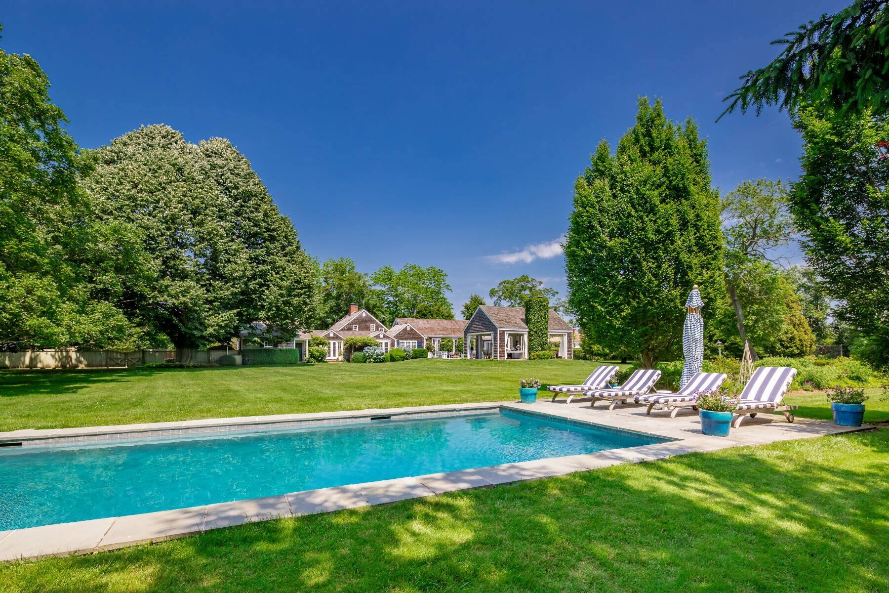 Water Mill Beach luxury vacation rental in Hamptons