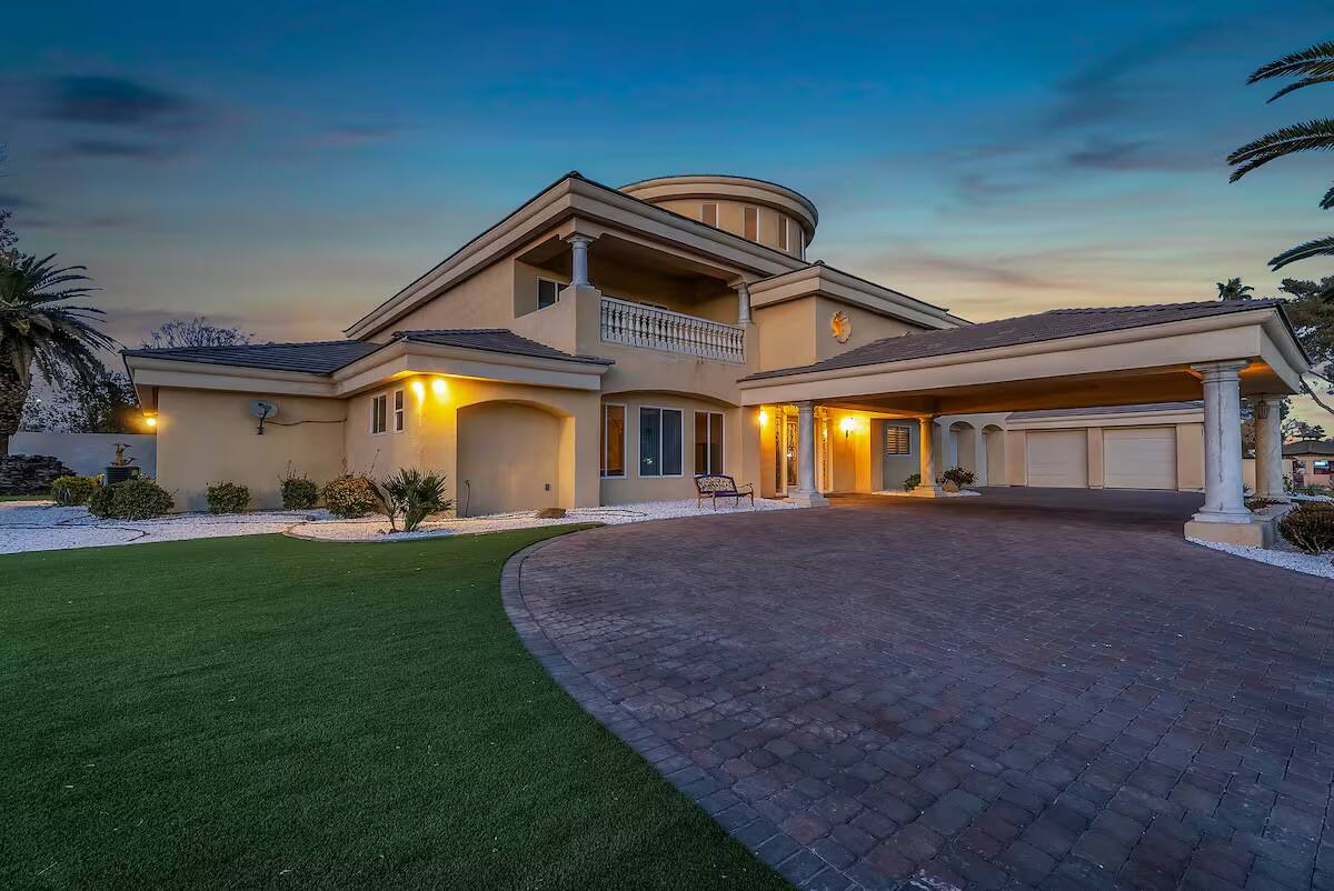 Vegas Outpost Las Vegas vacation rental photo 11