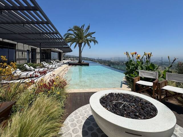 Aman Los Angeles vacation rental photo 3