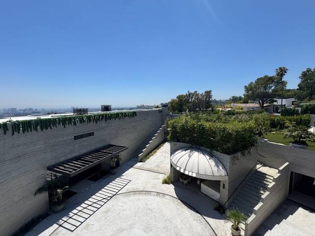 Aman Los Angeles vacation rental photo 5