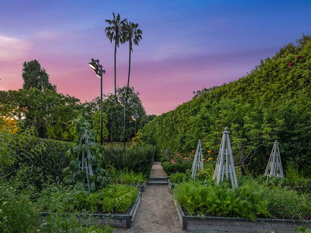 Beverly Wonderland Los Angeles vacation rental photo 56