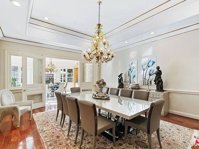 Embassy Los Angeles vacation rental photo 19