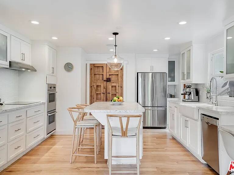 Fairfield Hideaway Los Angeles vacation rental photo 17