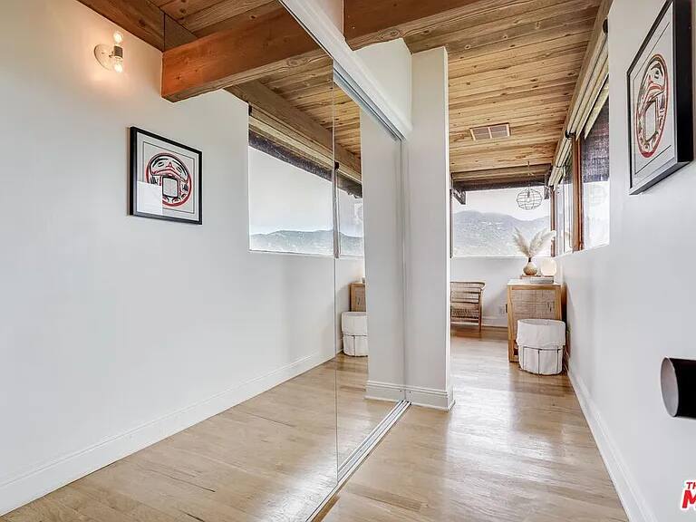 Fairfield Hideaway Los Angeles vacation rental photo 30