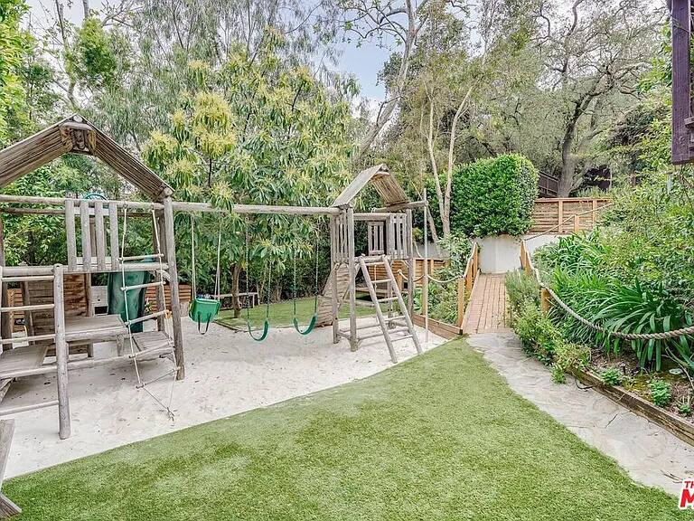 Fairfield Hideaway Los Angeles vacation rental photo 52