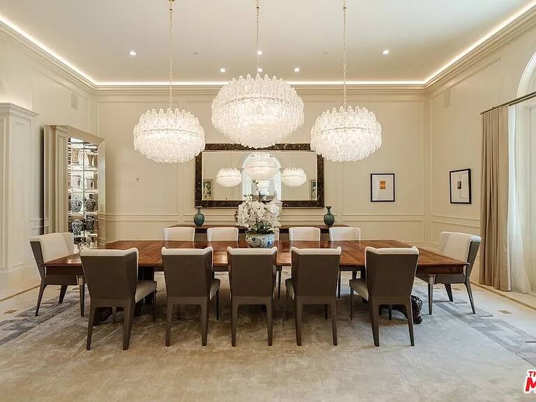 Gagganeau Chateau Los Angeles vacation rental photo 23