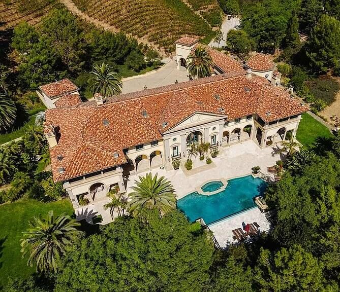 Gagganeau Chateau Los Angeles vacation rental photo 56