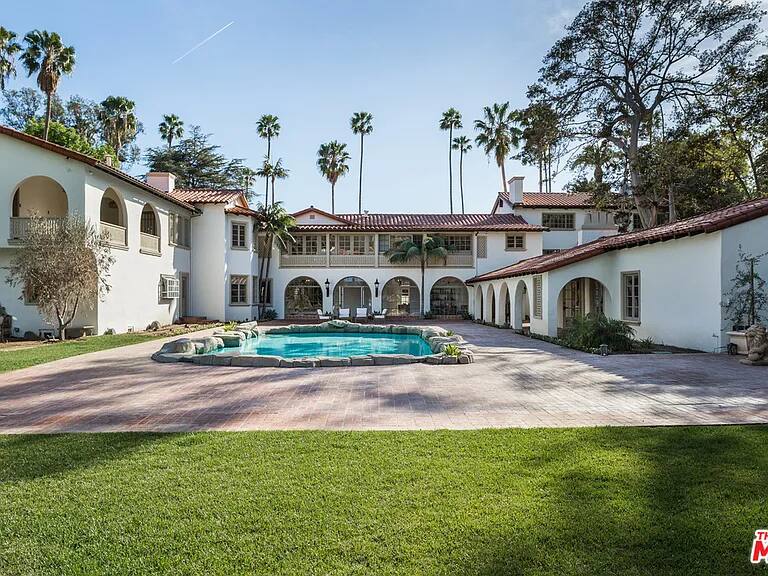 Hollywood Noire luxury vacation rental in Los Angeles