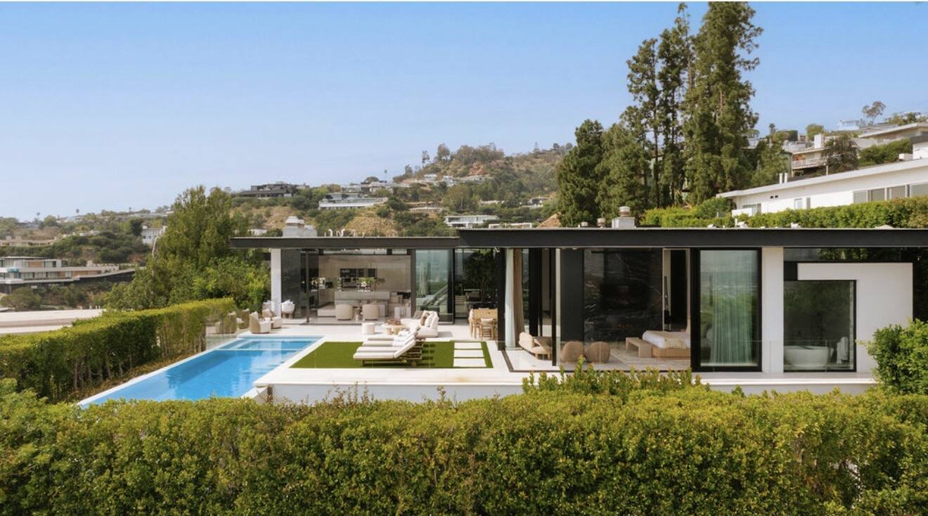 Jey Los Angeles vacation rental photo 3