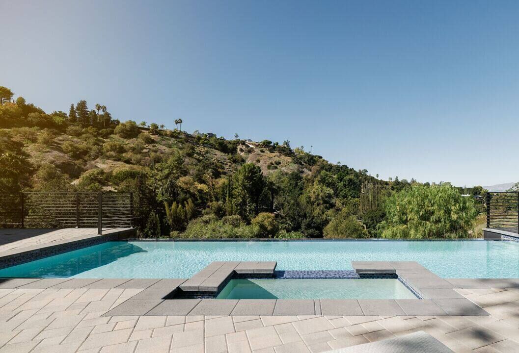 Knobhill Los Angeles vacation rental photo 2