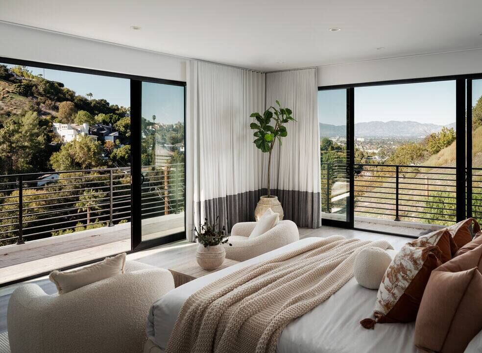 Knobhill Los Angeles vacation rental photo 17