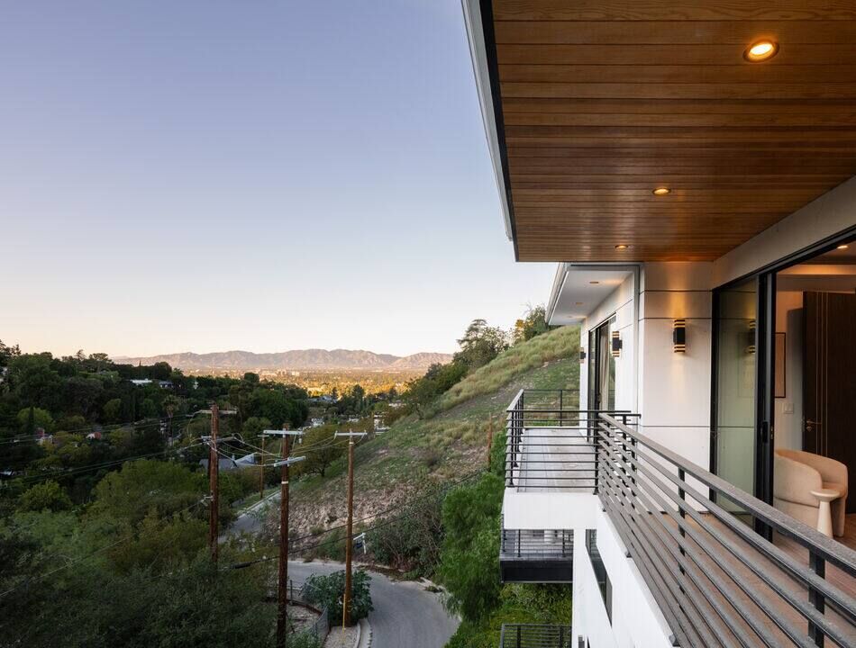 Knobhill Los Angeles vacation rental photo 25