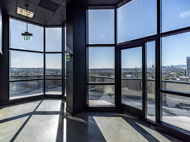 Neptune Noir Penthouse Los Angeles vacation rental photo 14