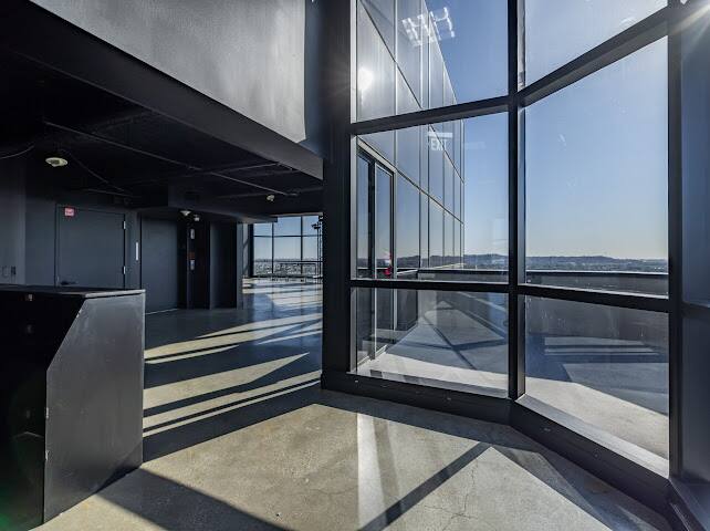 Neptune Noir Penthouse Los Angeles vacation rental photo 15