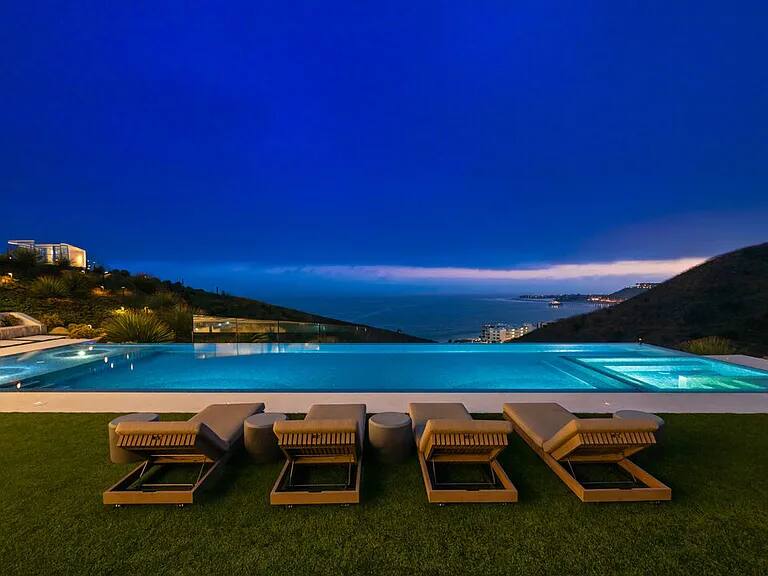 Carbon Haus Malibu vacation rental photo 16