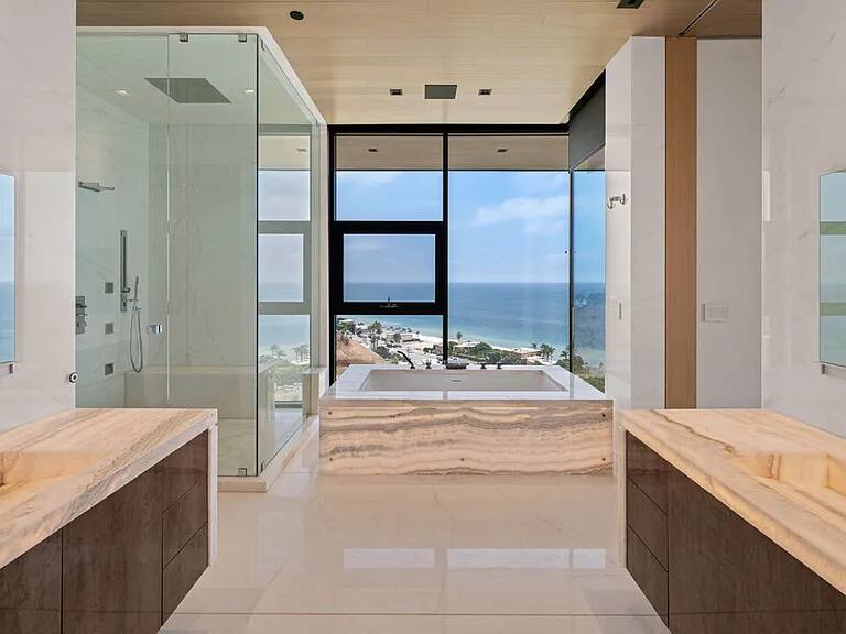 Carbon Haus Malibu vacation rental photo 23