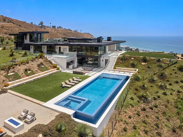 Carbon Haus Malibu vacation rental photo 51