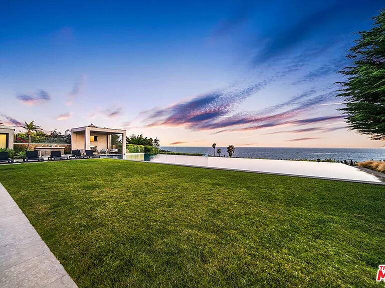 Ellis Retreat Malibu vacation rental photo 2