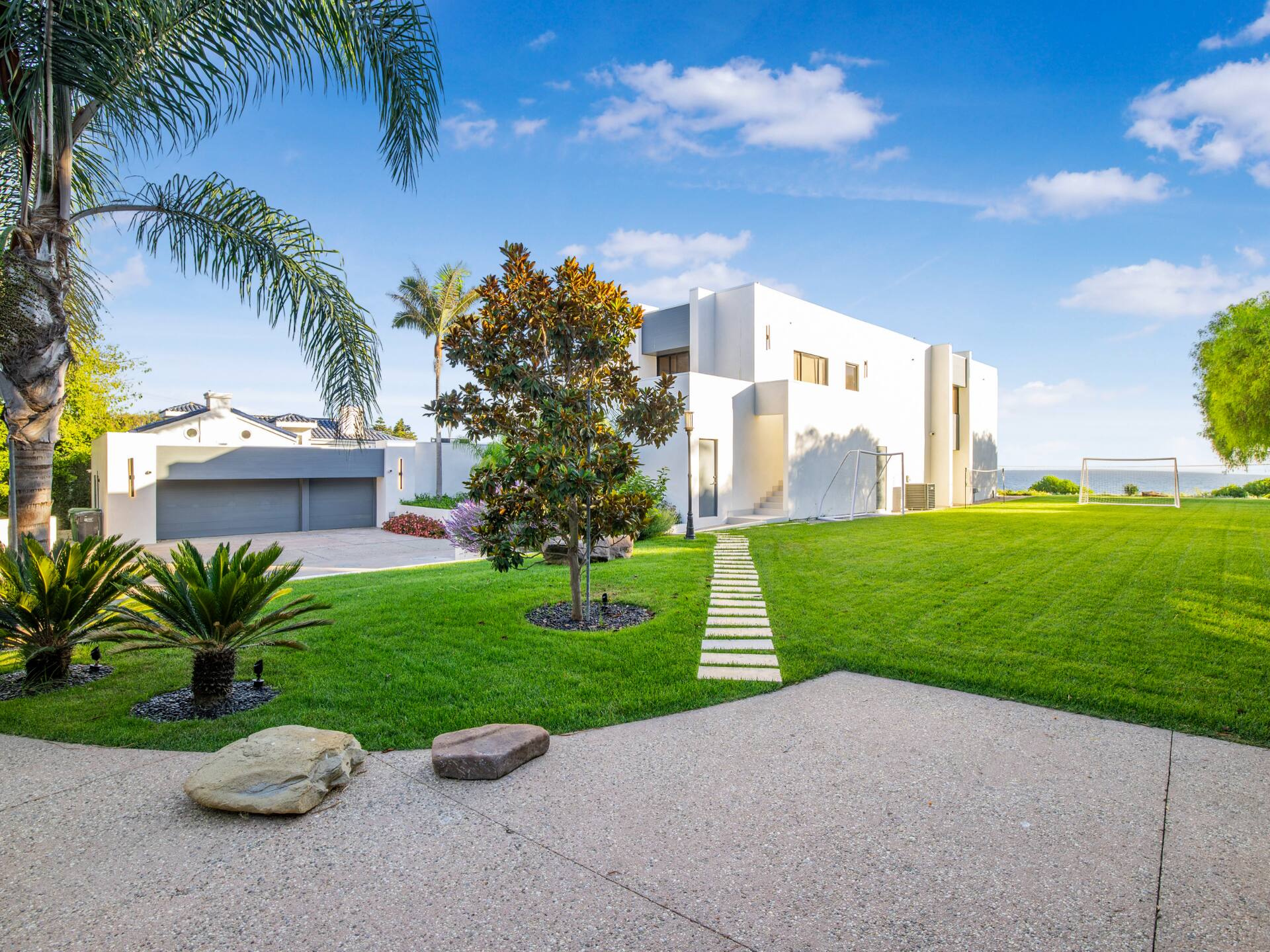 Incubus Malibu vacation rental photo 5