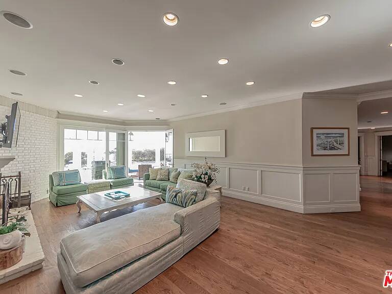 Malibu Cape Malibu vacation rental photo 16