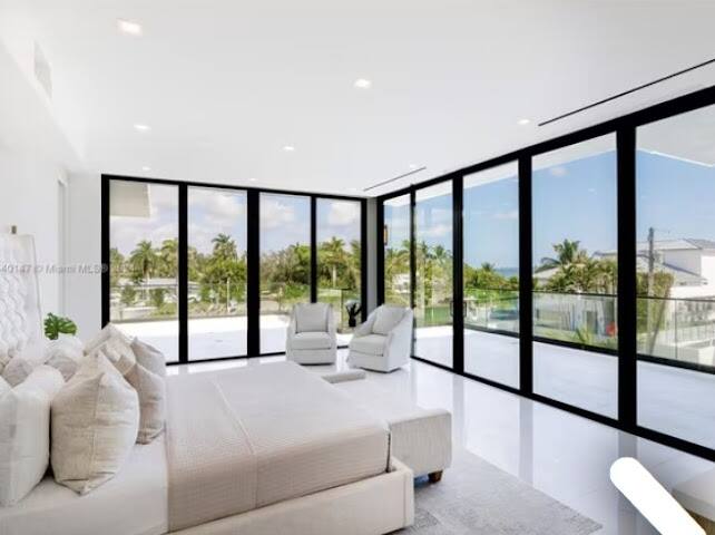 Beachfront Oasis Miami vacation rental photo 12