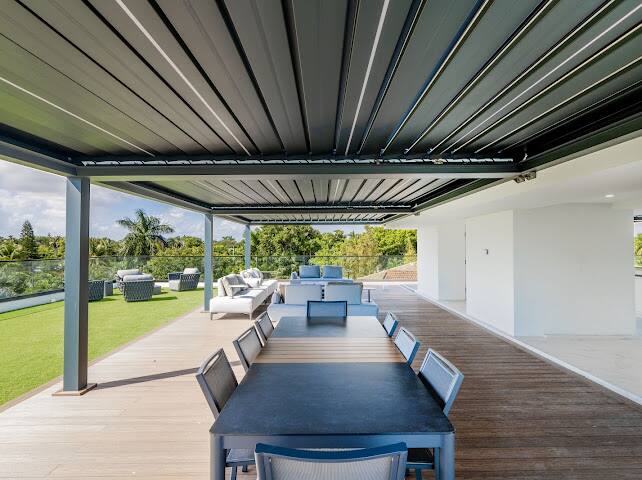 Beachfront Oasis Miami vacation rental photo 28