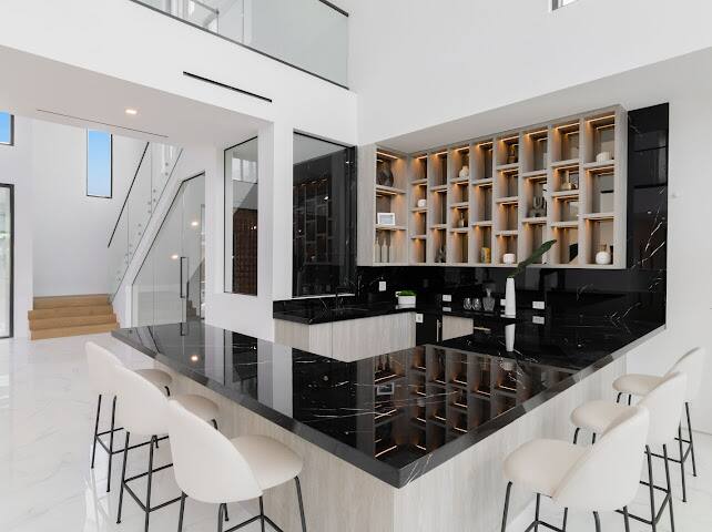 Beachfront Oasis Miami vacation rental photo 51