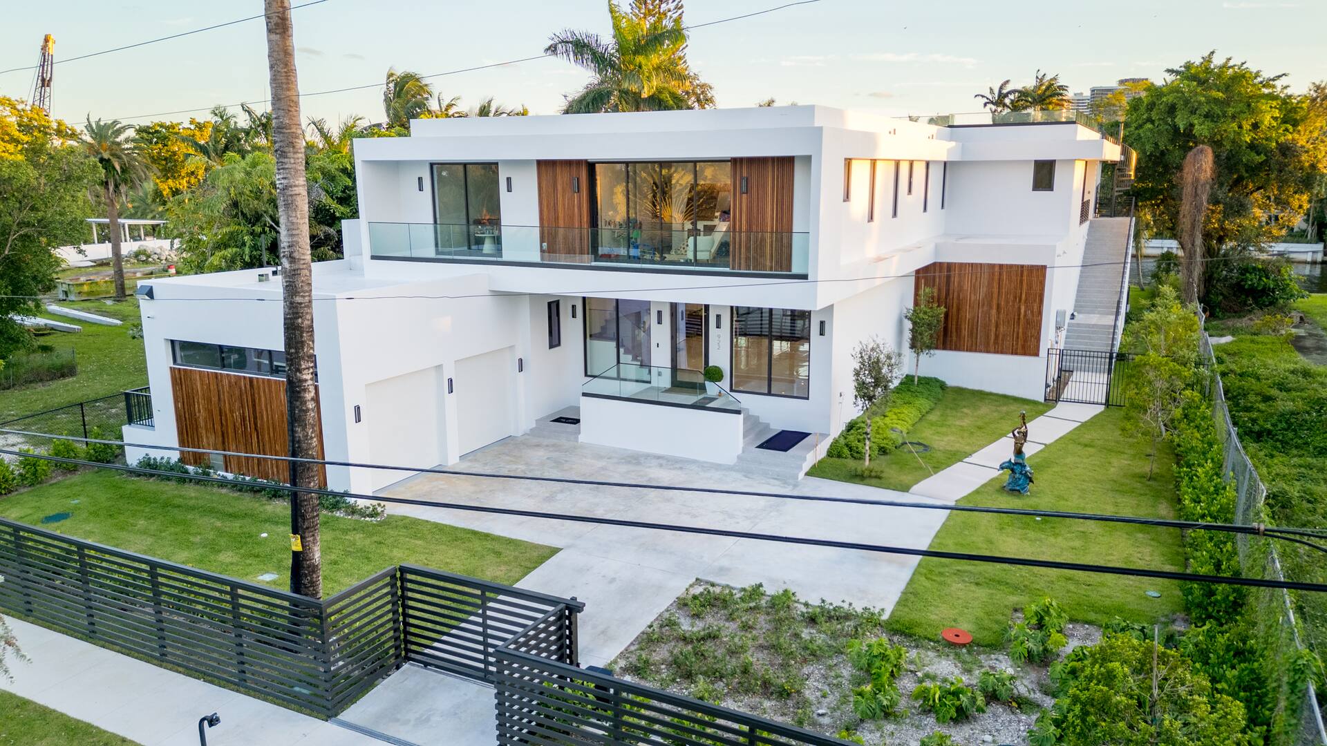 Blanco Belle Meade luxury vacation rental in Miami