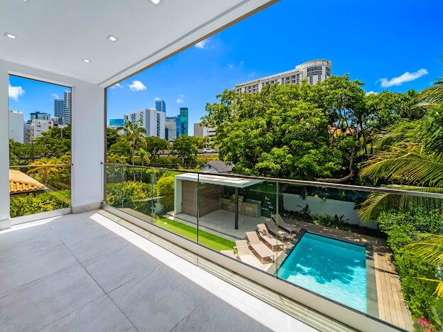 Chanel Miami vacation rental photo 52