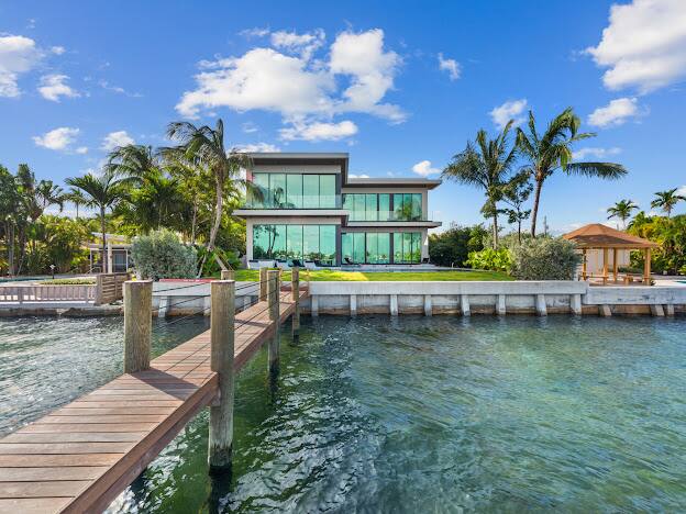 Isle luxury vacation rental in Miami