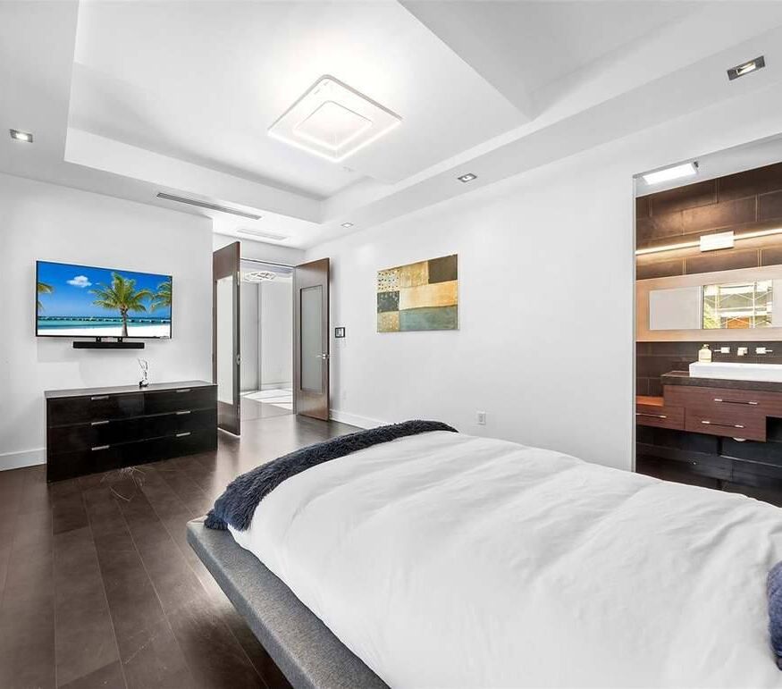 Royal Miami vacation rental photo 12