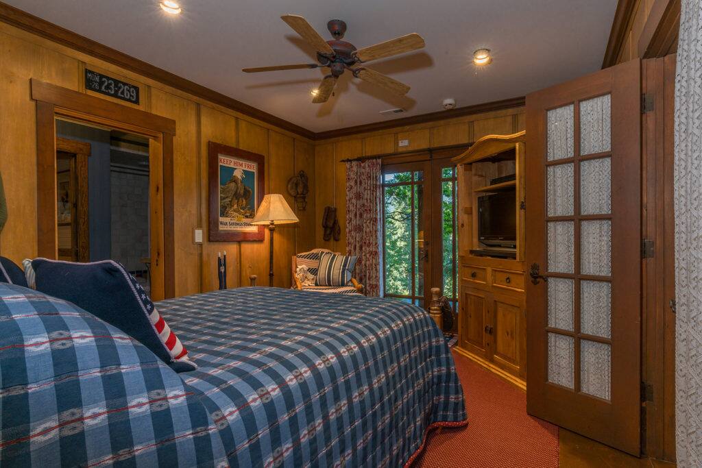 Big Fork Montana vacation rental photo 24