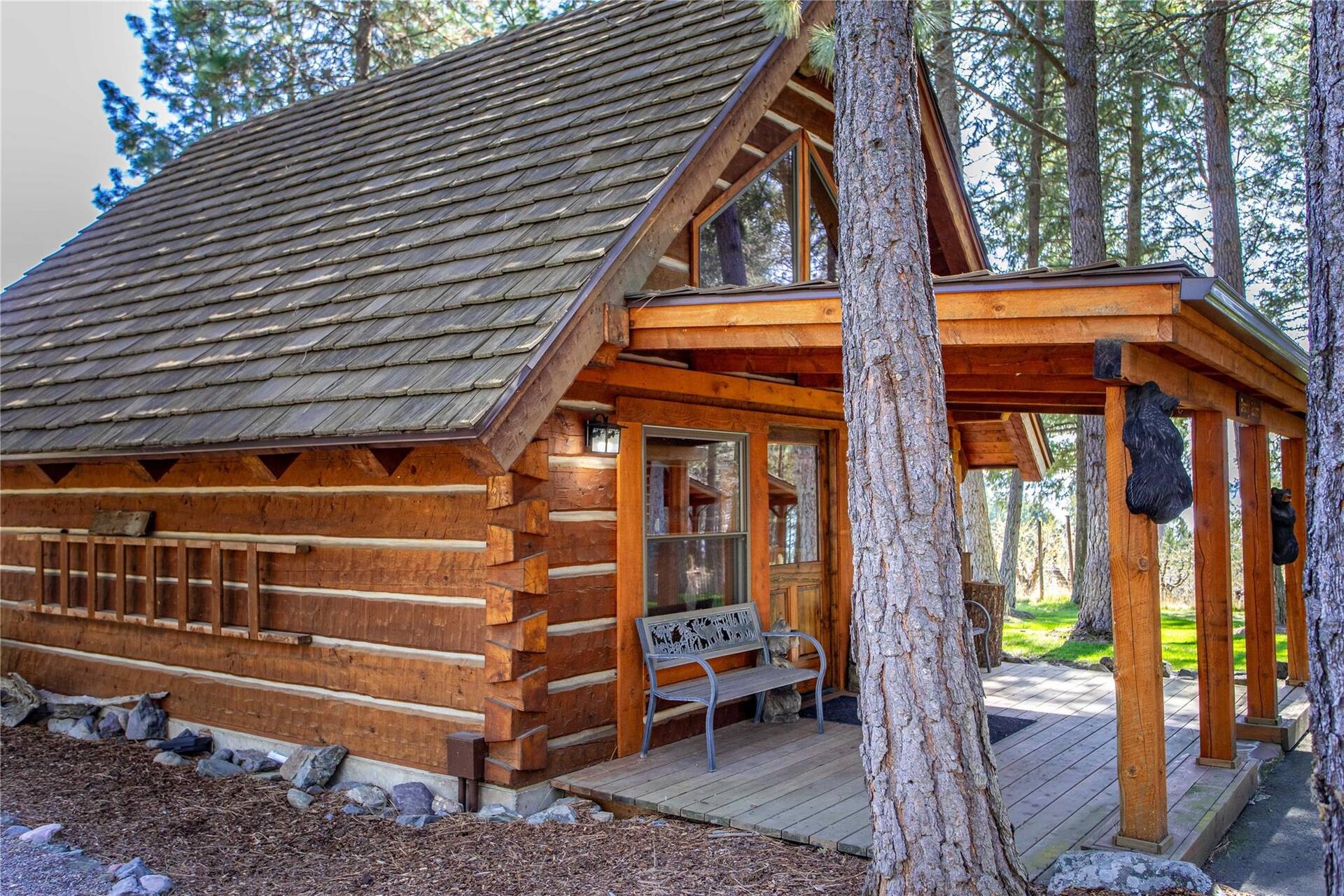 Elk Lake Lodge Montana vacation rental photo 17