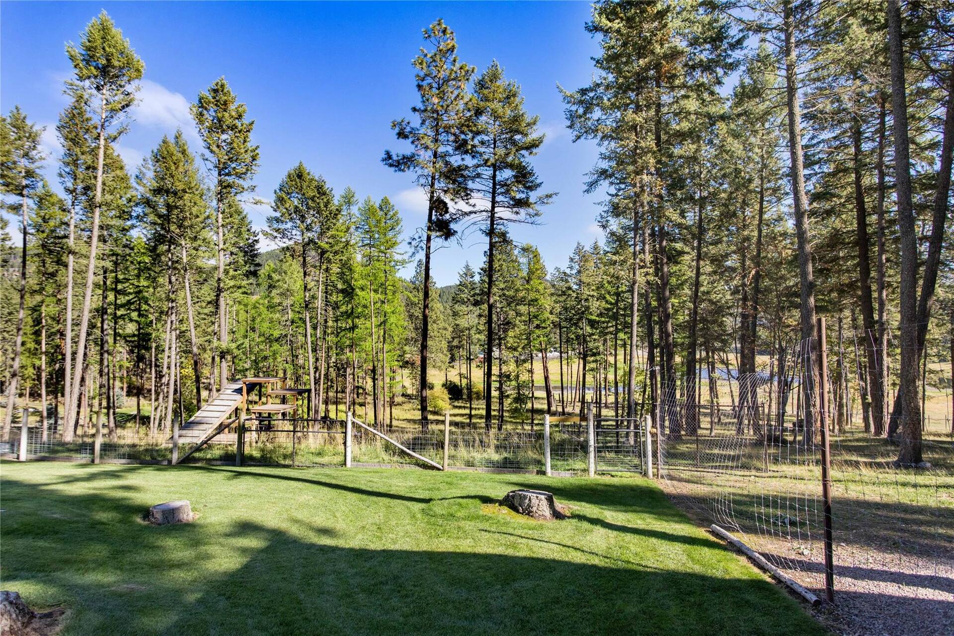 Elk Lake Lodge Montana vacation rental photo 23