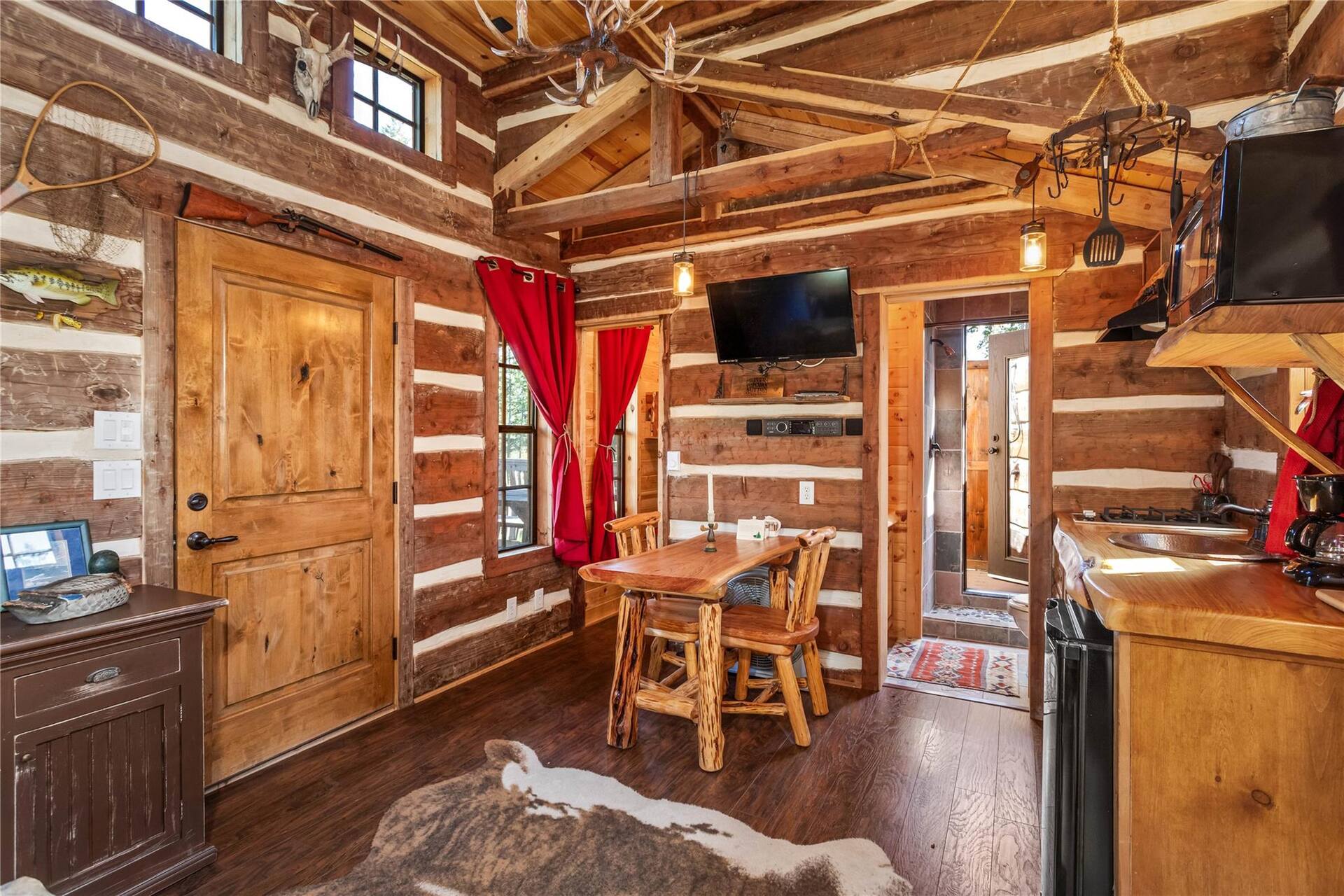 Elk Lake Lodge Montana vacation rental photo 28