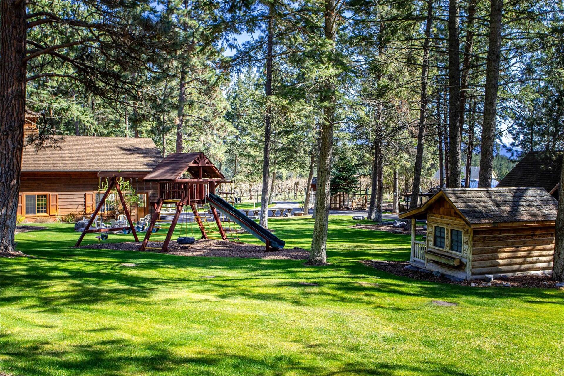 Elk Lake Lodge Montana vacation rental photo 47