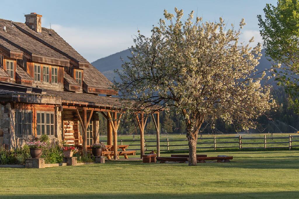 Summit Meadow Ranch Montana vacation rental photo 4