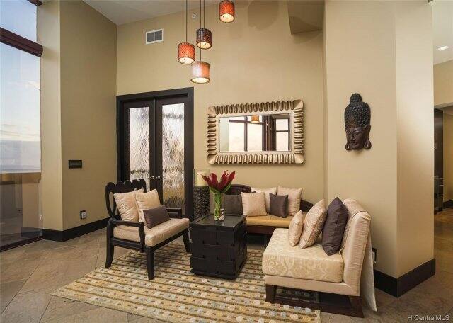 Imperial Hawaii Penthouse Oahu vacation rental photo 5