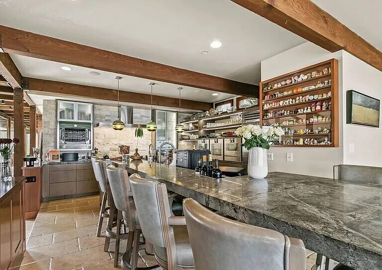 Emerald Ocean Orange County vacation rental photo 16
