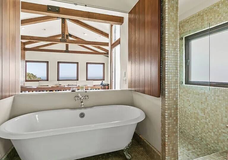 Emerald Ocean Orange County vacation rental photo 26