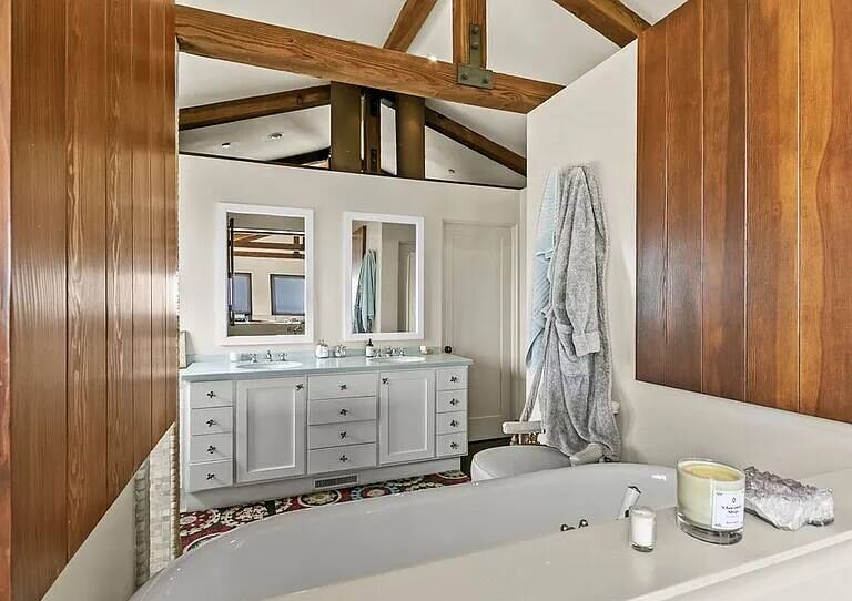 Emerald Ocean Orange County vacation rental photo 31