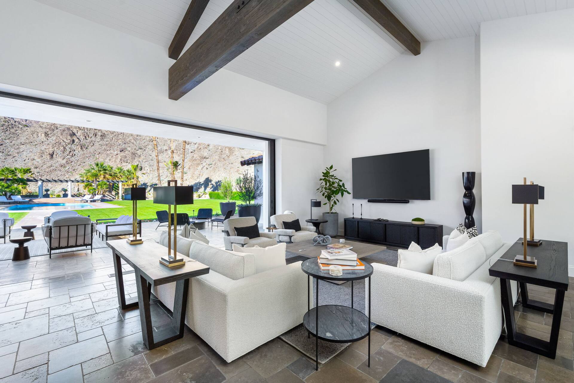 Austin Estate Palm Springs vacation rental photo 6