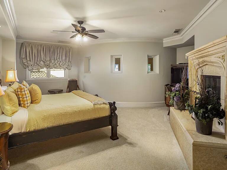 Desert Chateau Palm Springs vacation rental photo 45