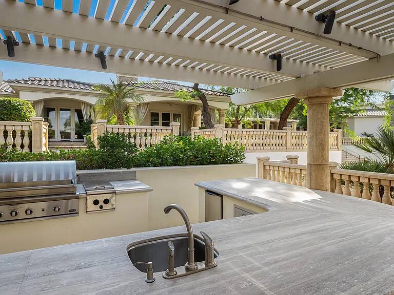 Desert Chateau Palm Springs vacation rental photo 57